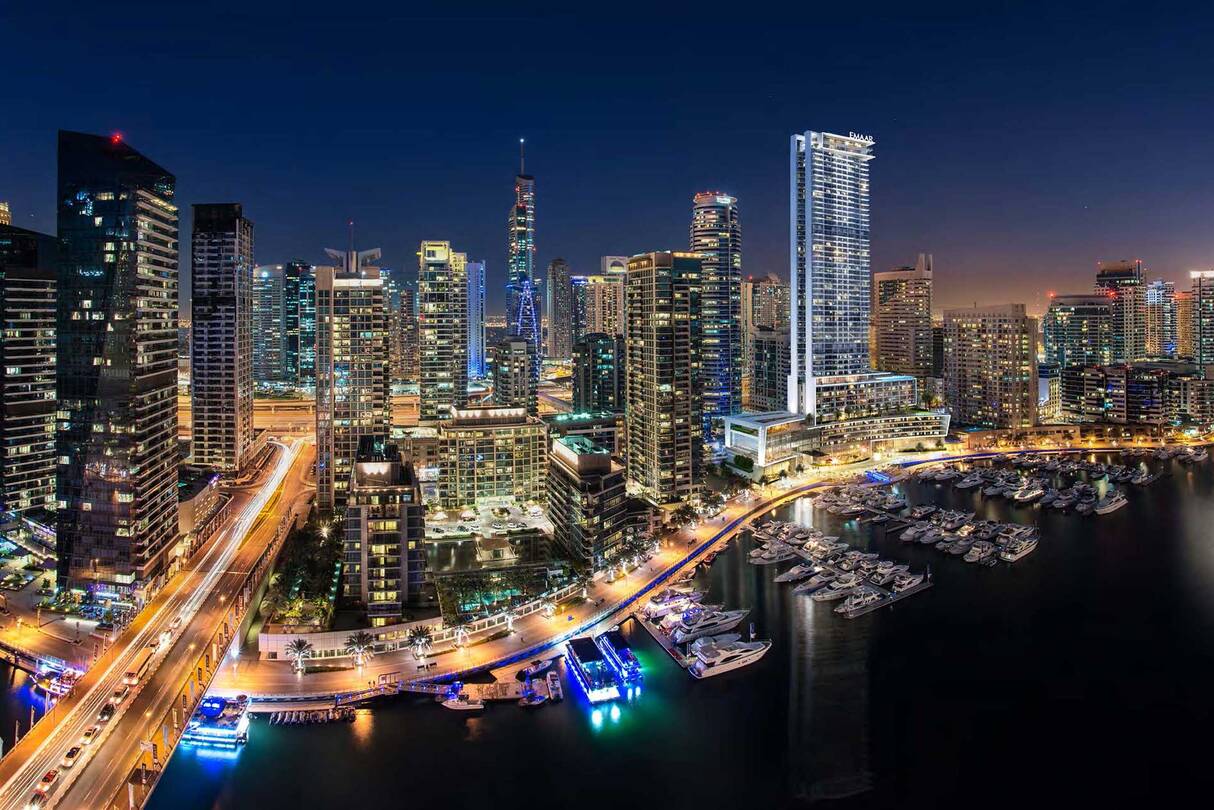 VIDA Residences Dubai Marina exterior